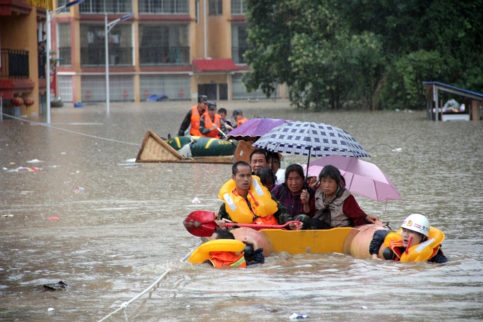 От наводнения на северо-востоке Китая пострадали более 500 тыс. человек