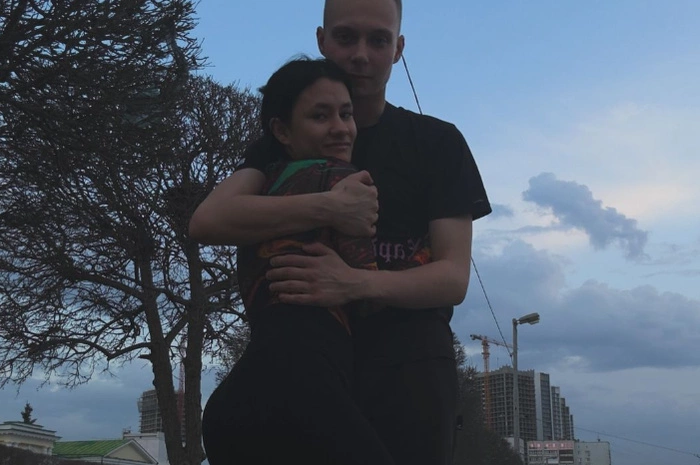 Екатеринбургская участница «Мама в 16» опять забеременела