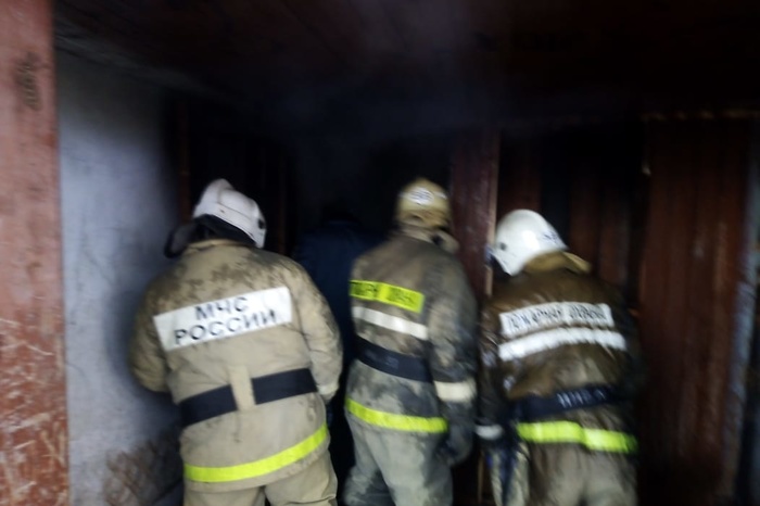 В Екатеринбурге произошел пожар в жилом доме. Есть погибшие