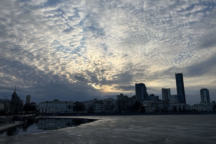 В Свердловской области похолодает до минусовых температур и пойдет снег