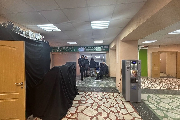 В Екатеринбурге полиция задержала иностранца, подозреваемого в мошенничестве с авиабилетами