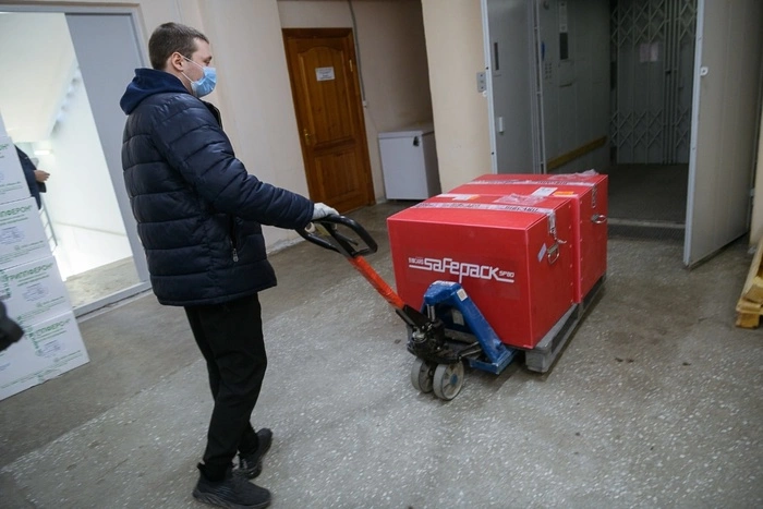В Свердловскую область прибыли новые вакцины от коронавируса