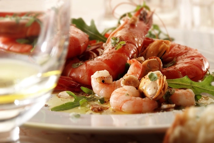 Журналист «Комсомолки» и Навальный разругались из-за США и лобстеров