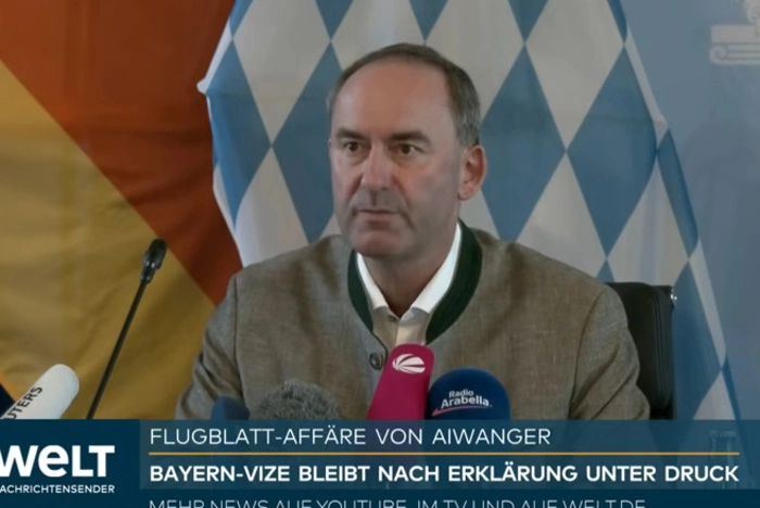 «Прошло целых 35 лет». Премьер Баварии отказался увольнять своего заместителя-антисемита