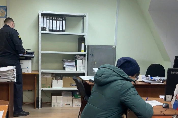 Свердловчанка несколько раз меняла имя и фамилию, чтобы не платить алименты собственному ребёнку