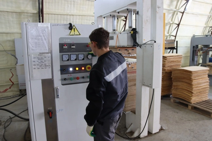 Как устроен мебельный бизнес свердловского ГУФСИН