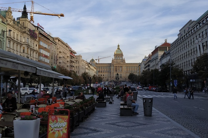 Чехия решила ослабить карантинные меры