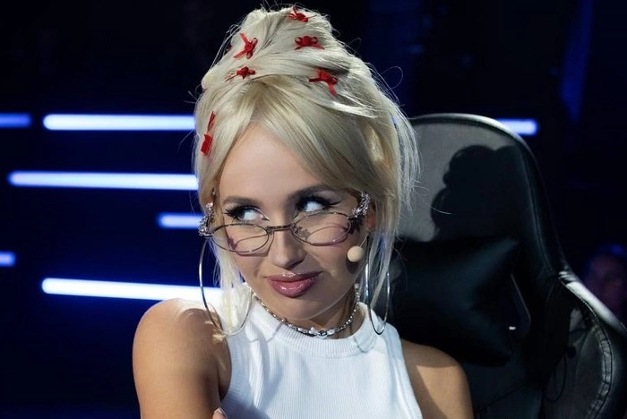 Клава Кока, наконец-то, надела обручальное кольцо (ФОТО)