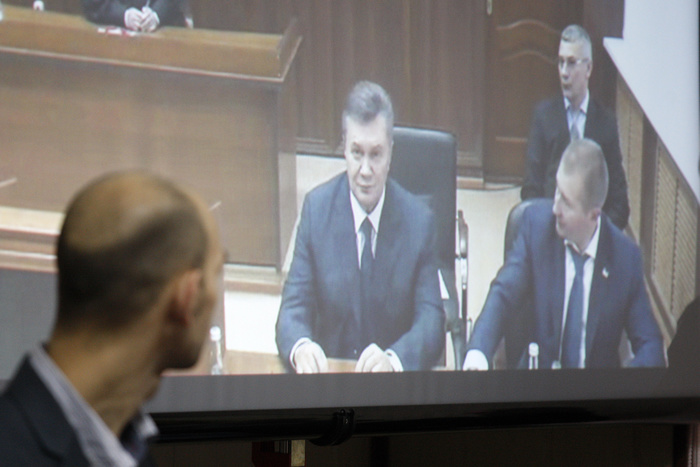 Янукович связал срыв допроса со страхом перед раскрытием преступлений Майдана