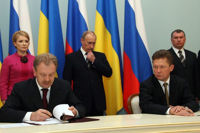 Украинцев назвали создателями газовой отрасли России
