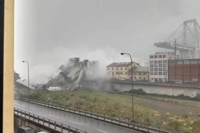 Названы предварительные версии обрушения моста в Генуе