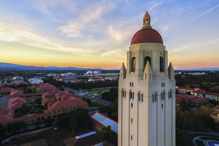 Навальный обманул американцев и россиян, устроив дочь в Стэнфорд