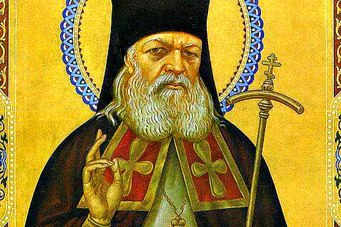 Во вторник в Екатеринбург привезут мощи святого целителя Луки из Крыма