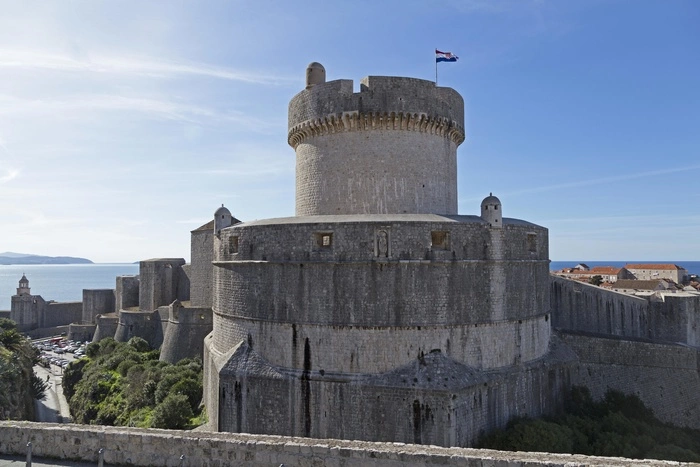 Дубровник замучили фанаты «Игры Престолов»: власти хотят ограничить турпоток