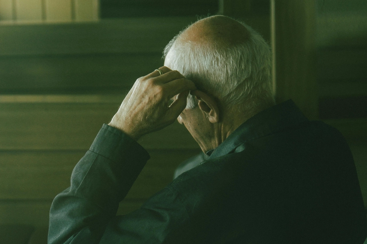 Московский пенсионер отдал мошенникам почти 300 миллионов рублей