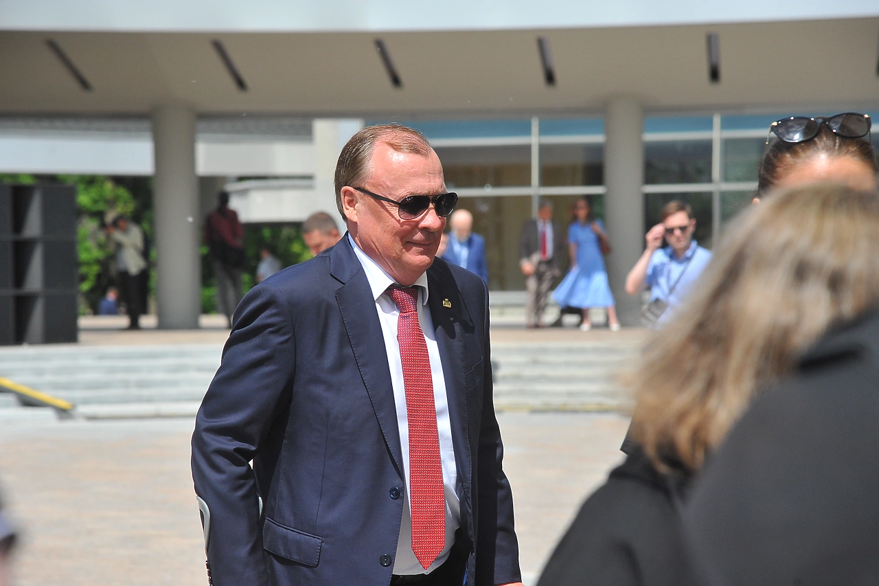 Мэр Екатеринбурга Алексей Орлов ушёл в отставку