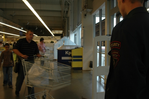 Уральские ритейлеры теряют миллионы на кражах