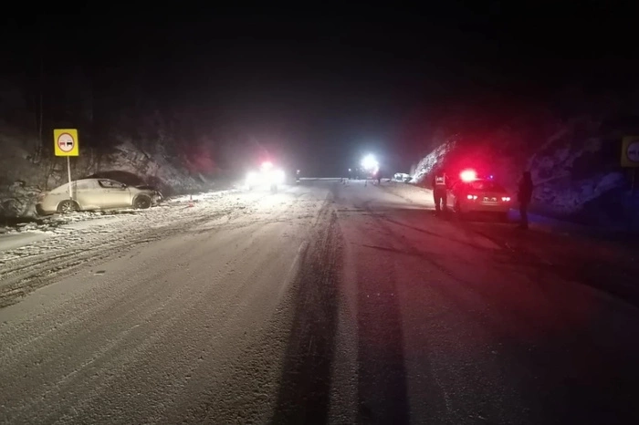 В Свердловской области пьяный водитель пытался скрыться после того, как влетел в «десятку»