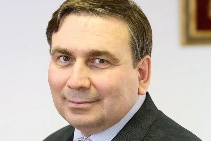 Арестованный свердловский экс-министр ЖКХ собрался на СВО