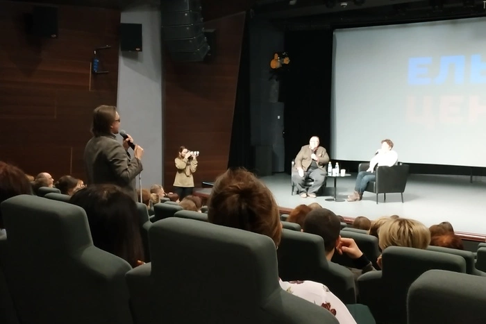 Кинопоказ с Александром Яценко. «Честно говоря, очень перед вами неудобно»