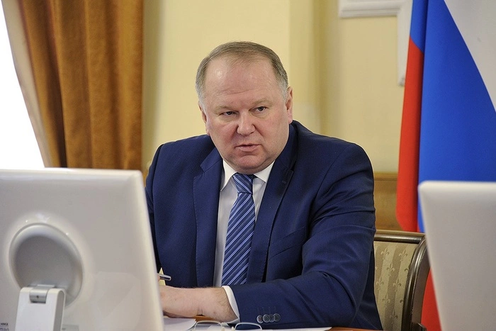 Полпред Цуканов с женой за год заработали более 30 миллионов