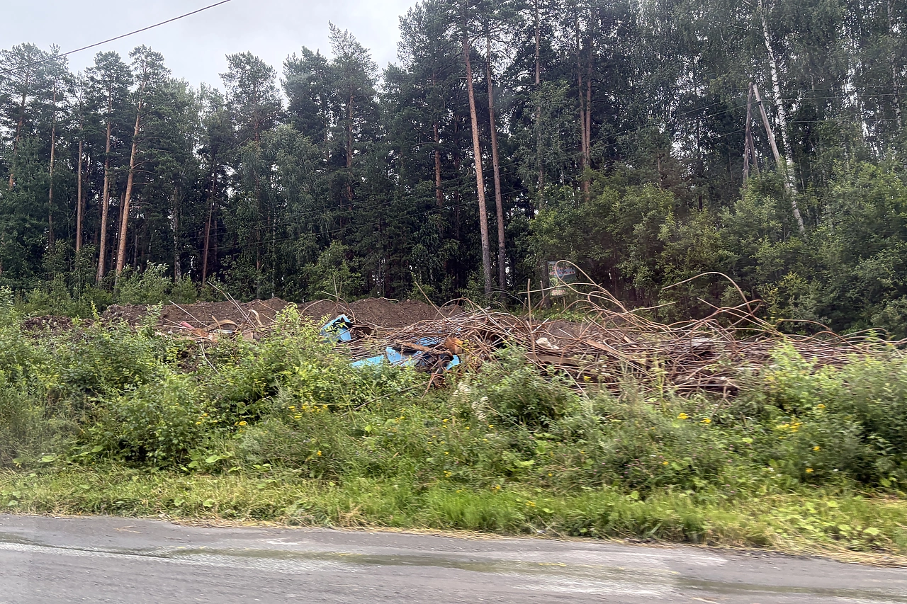При въезде в Екатеринбург больше нет легендарной стелы