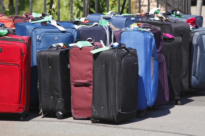 Аэропорт Кольцово оштрафовали за отставший багаж