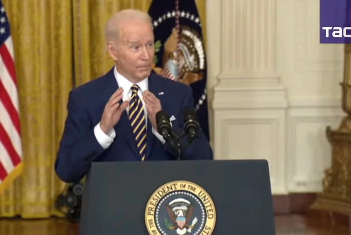 Байден заявил, что действия России на Украине зависят «от того, с какой ноги Путин встанет утром»