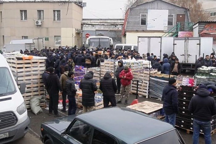 Из Свердловской области выдворили больше 1400 мигрантов