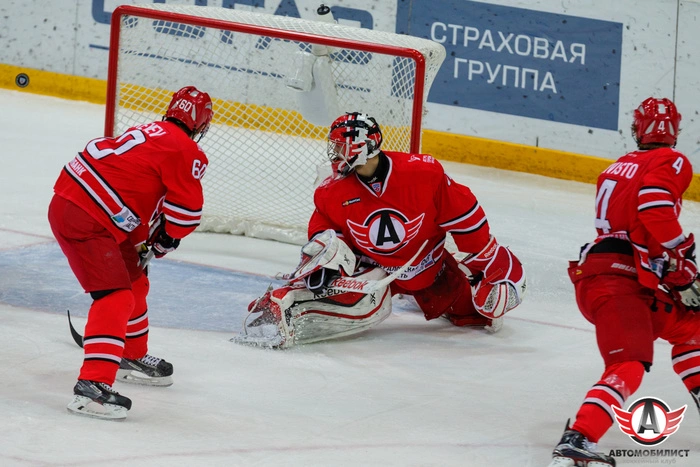 «Автомобилист» повел в серии плей-офф с «Магниткой»
