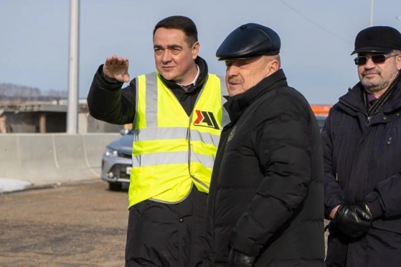 Суд прекратил уголовное дело экс-начальника свердловского Управтодора из-за награды на СВО
