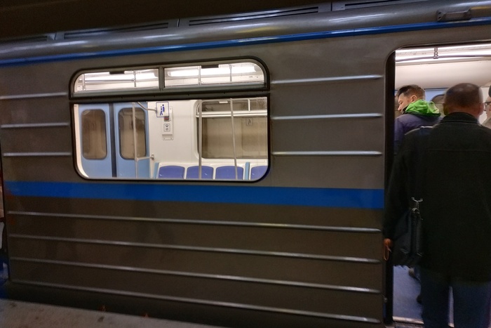В екатеринбургском метро сократили интервалы движения поездов в выходные дни