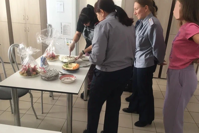 Кондитерский конкурс-выставка «Сладкая королева» прошел в учреждении свердловского ГУФСИН