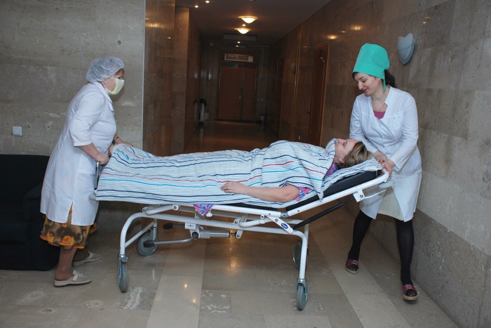 В Сургуте проверяют сообщение об инвалиде, брошенном врачами умирать на улице