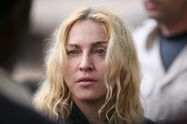 Смелая фотосессия Мадонны вызвала бурные обсуждения в сети