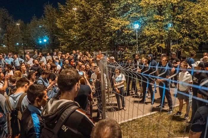 Не договорились: вторая ночь протеста в сквере оказалась жестче первой