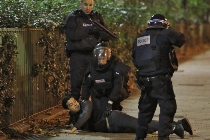 Один из парижских террористов оказался гражданином Франции