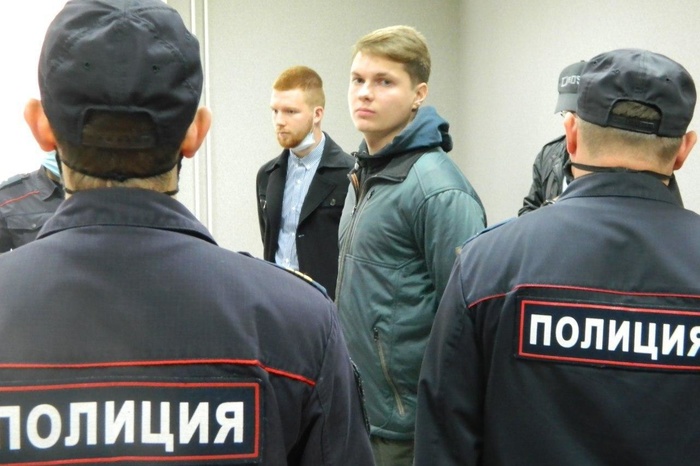 Пермский суд отправил в колонию местного жителя за чучело Владимира Путина — фото