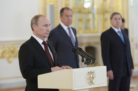 Путин обвинил Порошенко в развязывании войны