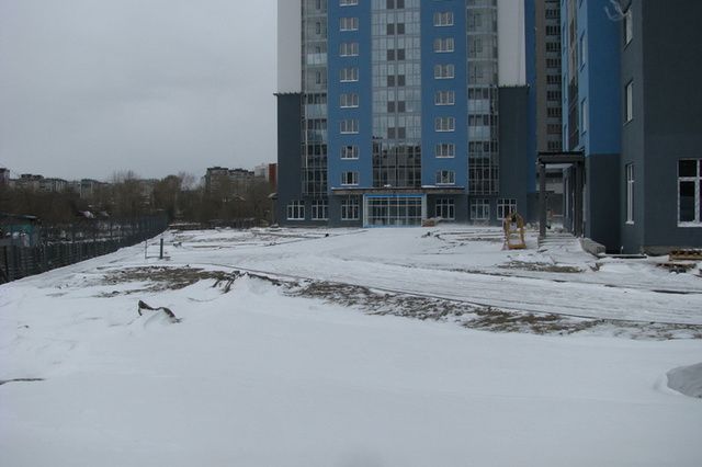 Рабочий разбился насмерть, упав с 18 этажа на стройке в Екатеринбурге