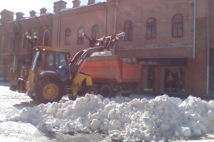 На Екатеринбург снова обрушится сильный снегопад