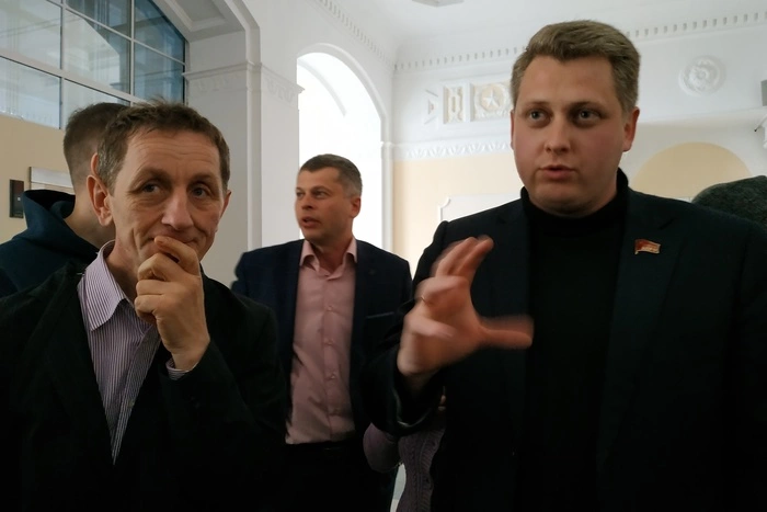 Комиссия ЕГД по этике рассмотрит поведение депутатов на протестах в сквере