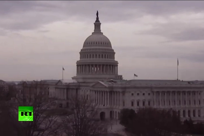 RT судится с производителем футболок в поддержку иноагентов