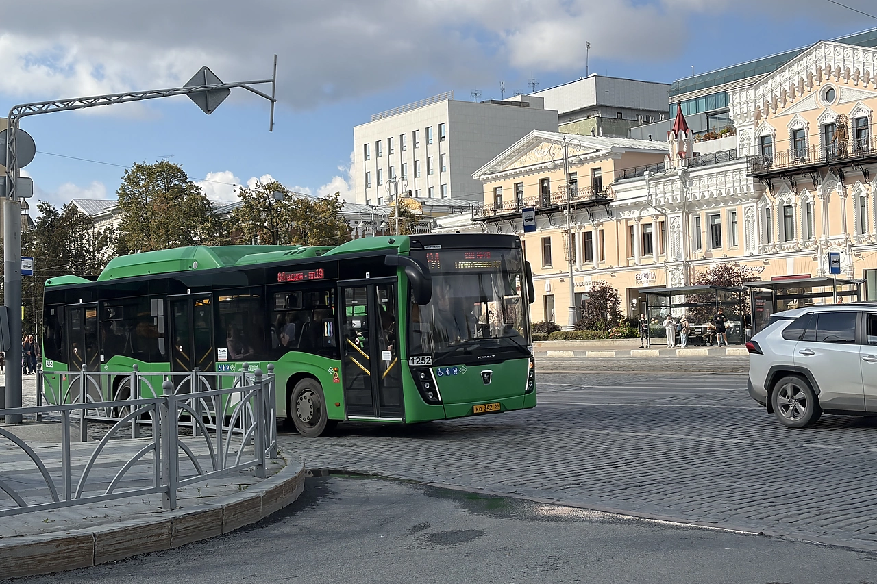 В Екатеринбурге вновь решили изменить маршруты общественного транспорта