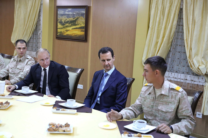 Асад вернул Франции полученный им более 15 лет назад орден Почетного легиона