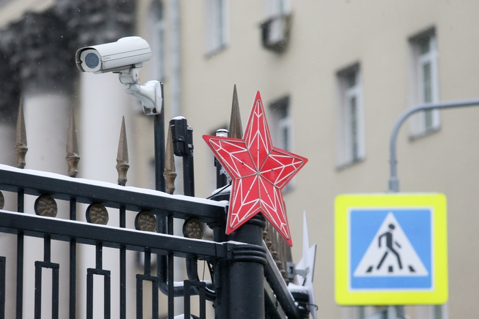 Вслед за Москвой камеры с функцией распознавания лиц появятся в 10 российских городах