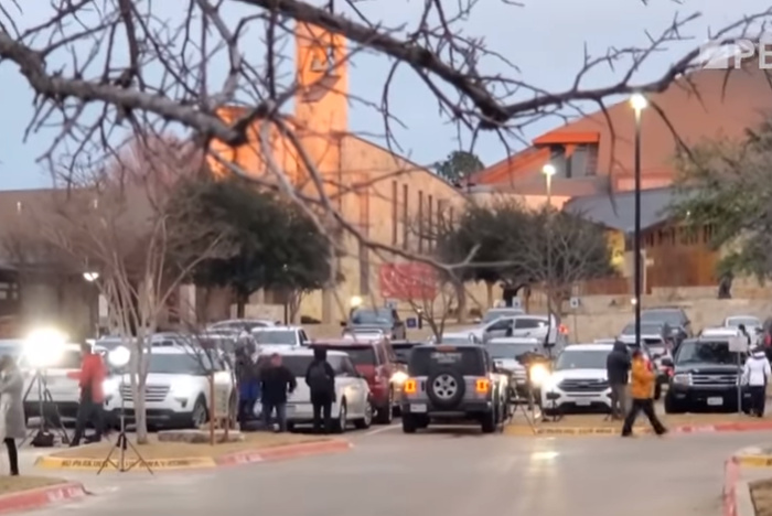 ФБР установило личность захватившего заложников в синагоге в Техасе