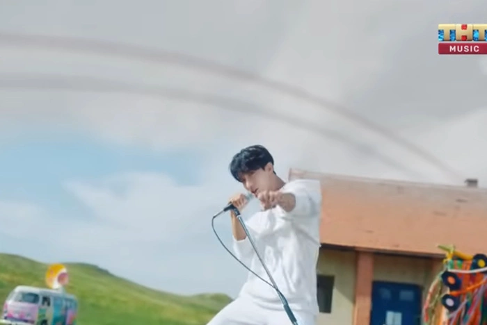 На российском телевидении начали закрашивать радугу