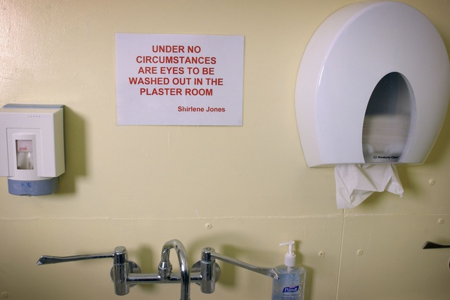 Производители сушилок для рук успокоили посетителей общественных туалетов