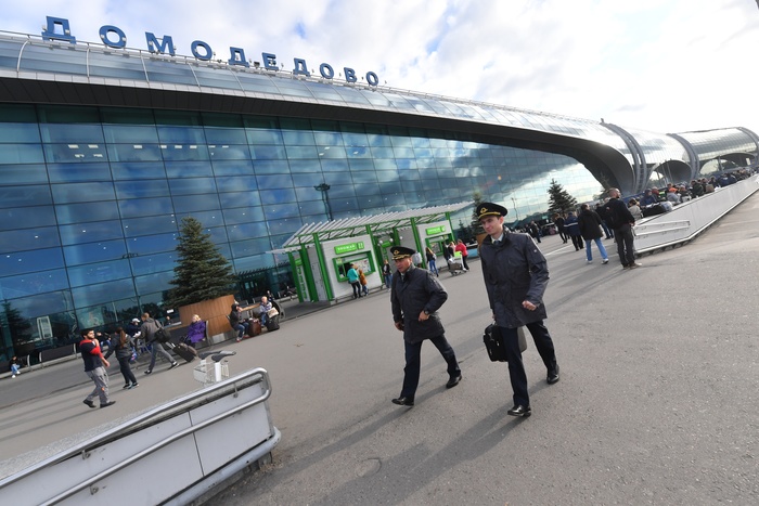 Неизвестные вымогают биткоины у аэропорта Домодедово, угрожая пассажирам